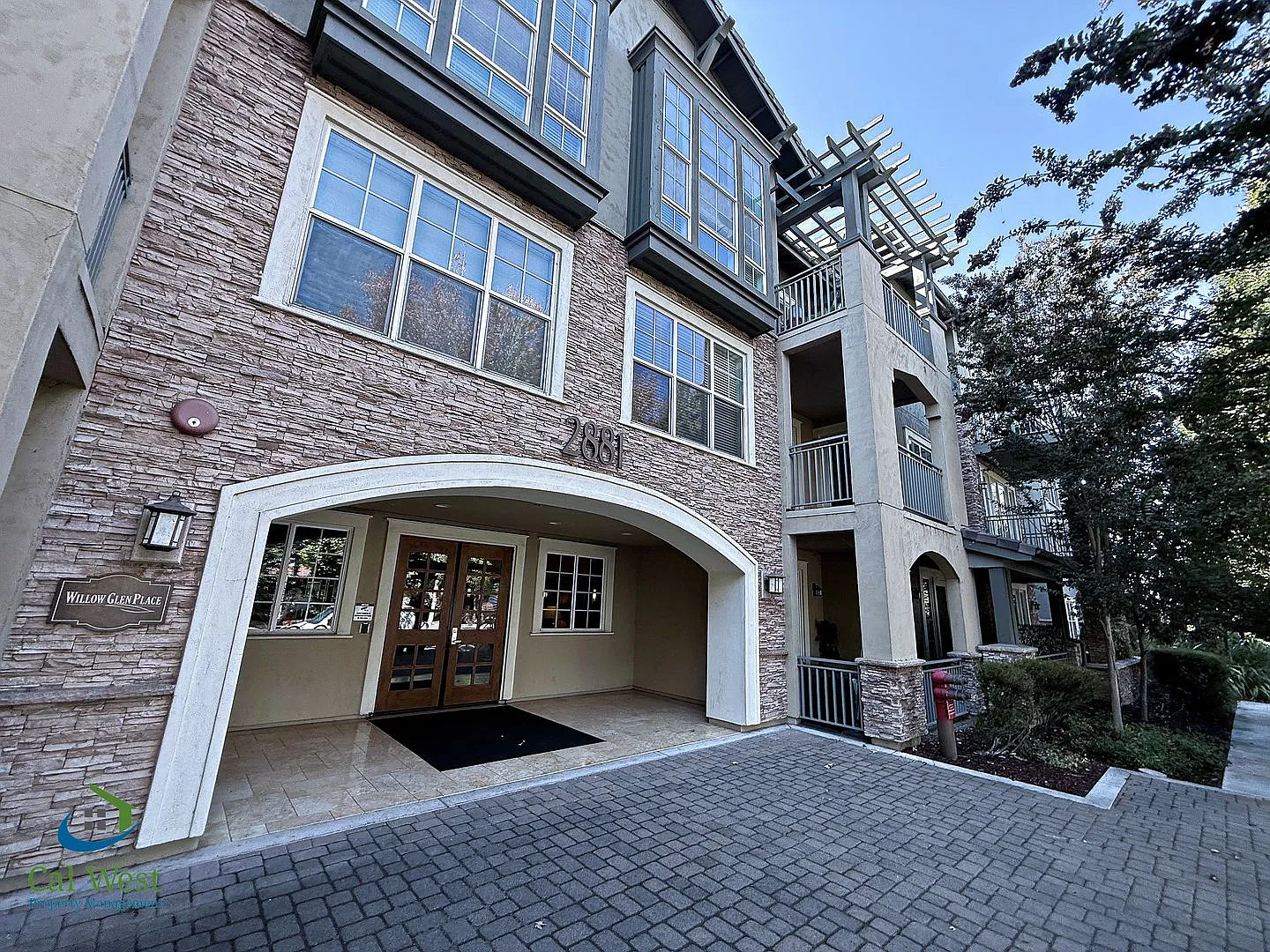 $3895.00 - 2 Bed/2Bath Luxury Condo in Willow Glen Place — Photo 1