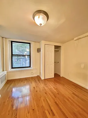 Rented by Waverly Realty Associates | media 15