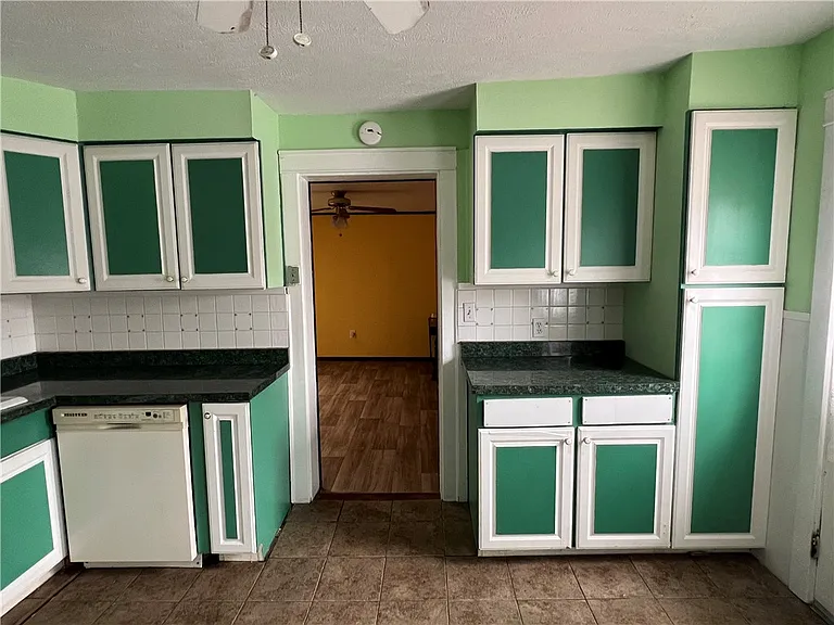 416 Broadway St #A — Photo 8