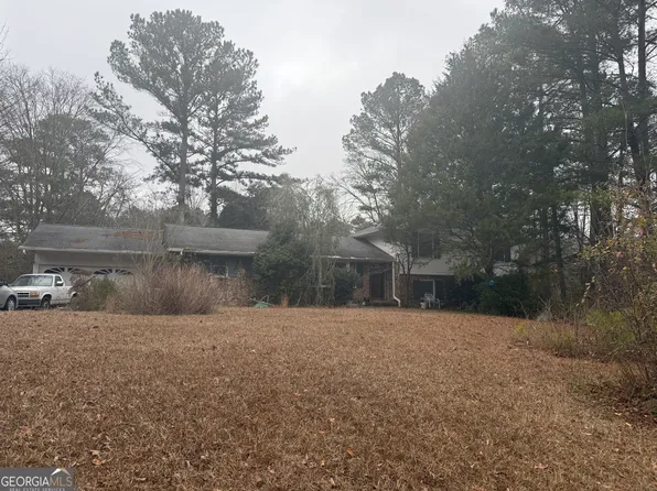 1614 Woodcrest Dr NE, Conyers, GA 30012