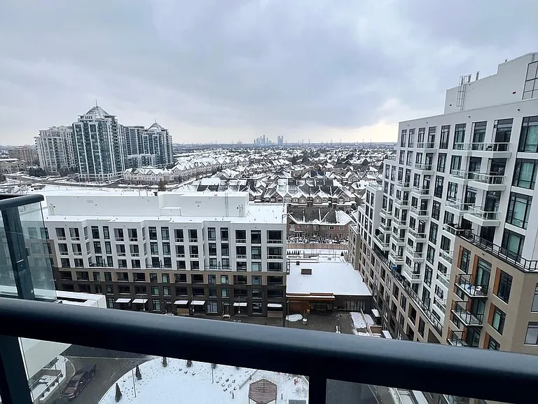 7950 Bathurst St #1212 — Photo 13
