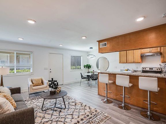 5th image of 2498 Golzio Ct APT 2