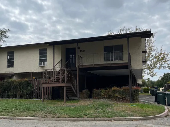 100 Royal Way Dr APT 16D, Del Rio, TX 78840