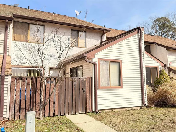 2841 Forsythia Ct #71, Mays Landing, NJ 08330