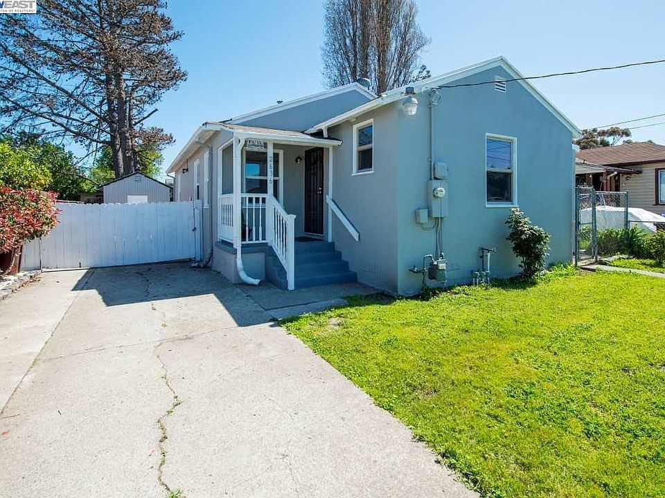1st image of 2636 Merritt Ave