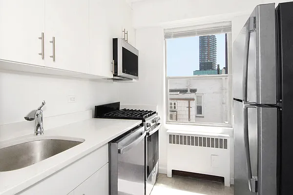 Rented by Corcoran | media 8