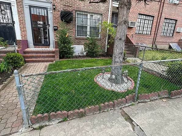 64-47 Austin Street image 2 of 12