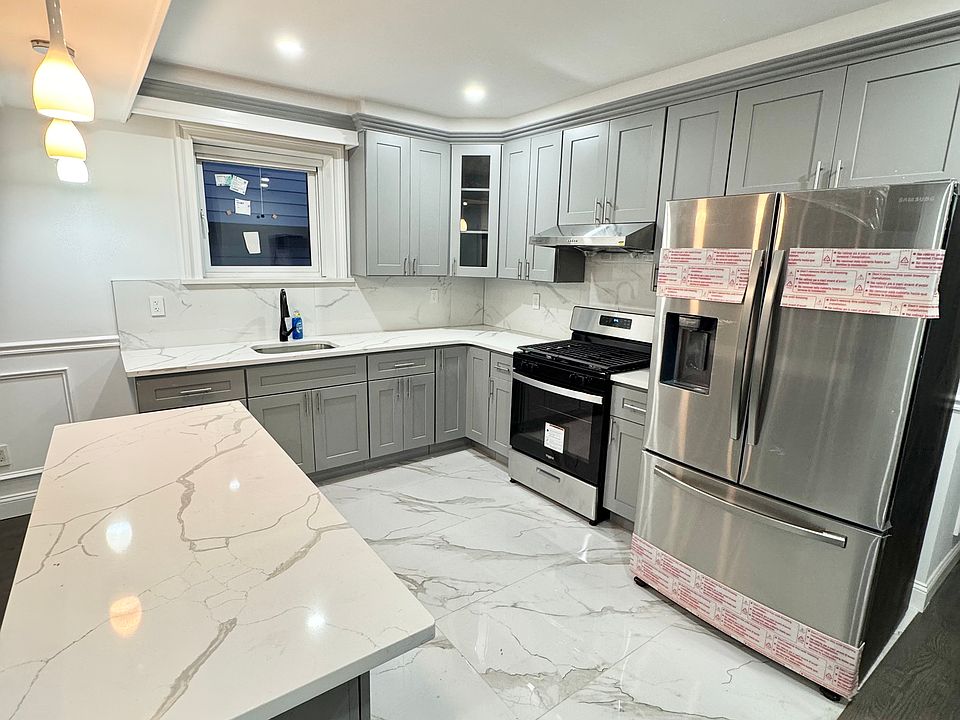 1st image of 20418 46th Ave #2-1