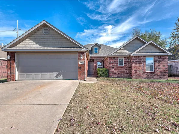 6007 S 36th St, Rogers, AR 72758