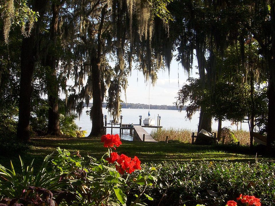 1st image of 2947 Doctors Lake Dr