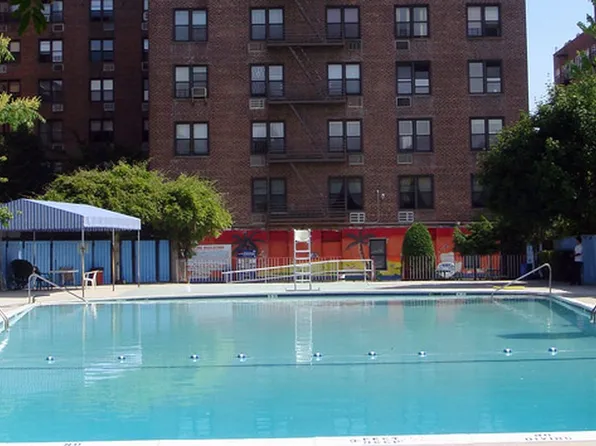 2546 East 13th Street image 26 of 29