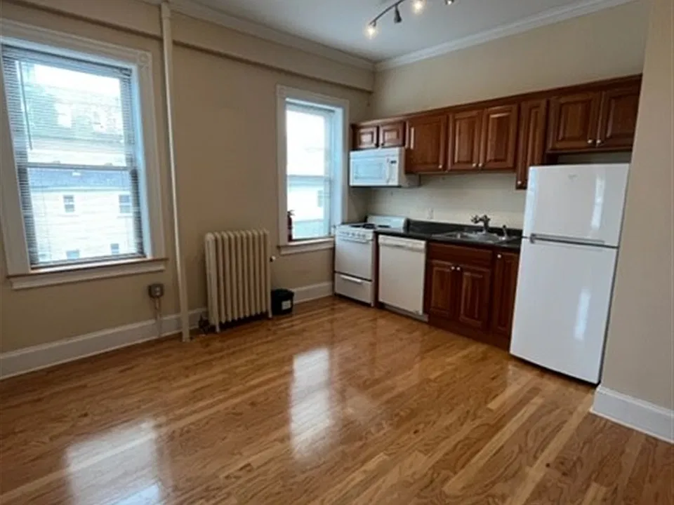 884 Massachusetts Ave #217