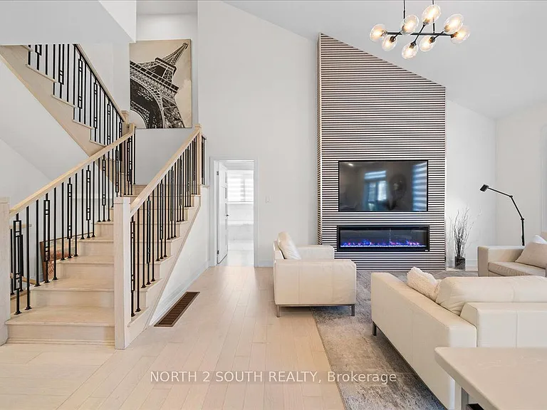 118 Berkely St — Photo 14