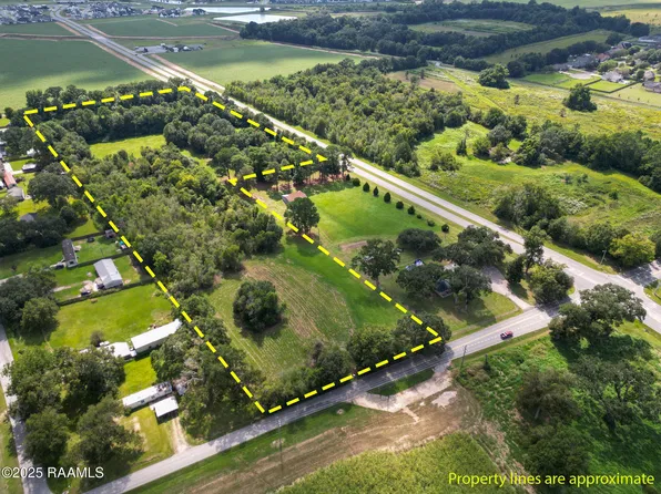 1335 S Bernard Rd, Broussard, LA 70518