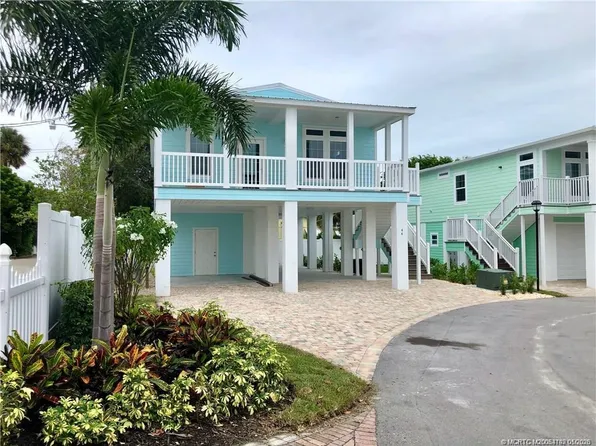 44 NE Nautical Dr, Jensen Beach, FL 34957