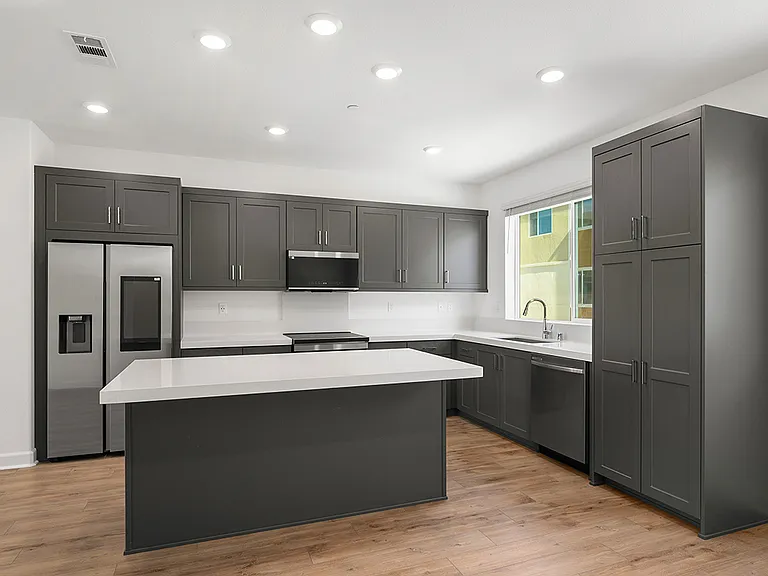 842 Kili St #5 — Photo 11