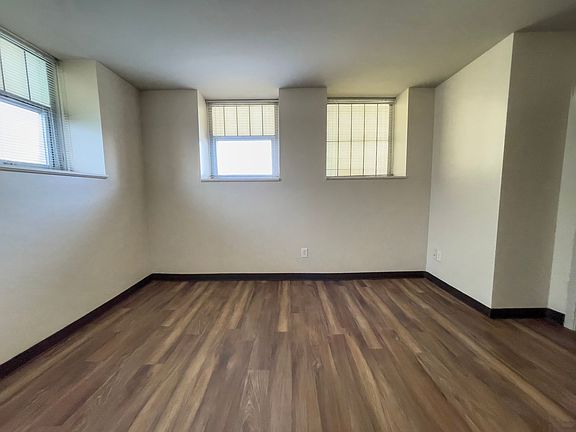 5th image of 400 E South A St #6348883cd
