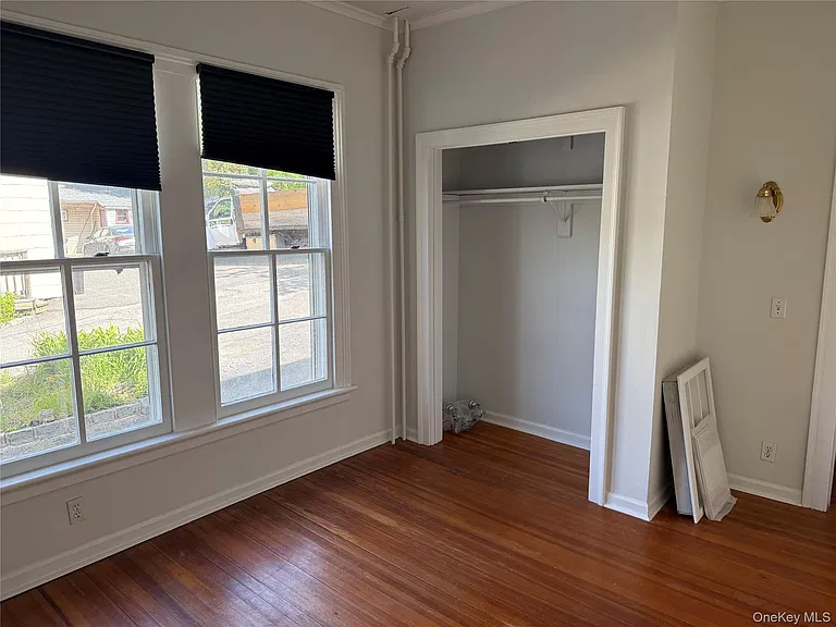 805 Main St — Photo 27