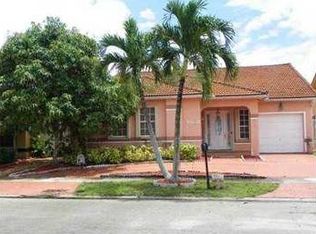 9082 NW 147th Ter, Miami Lakes, FL 33018