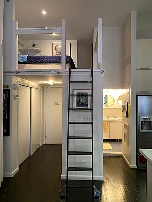 Rented by Corcoran | media 24