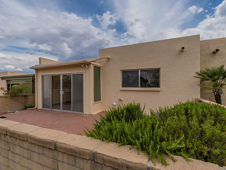 1430 W Camino Lucientes — Photo 30