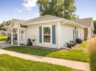 1919 Cabernet Ln NW, Rochester, MN 55901