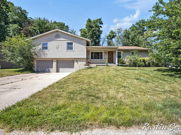 2953-2955 Okemos Dr SE, Grand Rapids, MI 49506