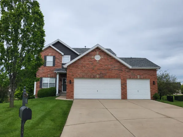 861 Saybrook Falls Dr, Fairview Heights, IL 62208