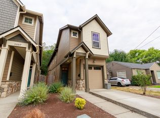 1057 NW 25th St #M, Corvallis, OR 97330