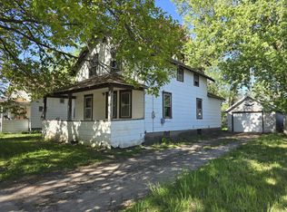 1125 Ackermant St, Waterloo, IA 50703