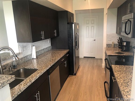 3rd image of 151 SW 117th Ave #9302