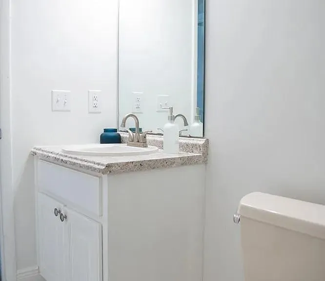 413 Christopher Dr — Photo 15
