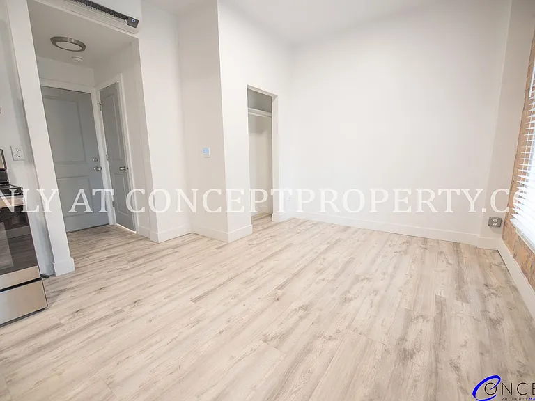 First Avenue Flats — Photo 80