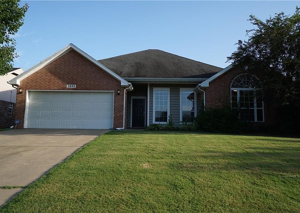1st image of 3508 W Sunset Dr