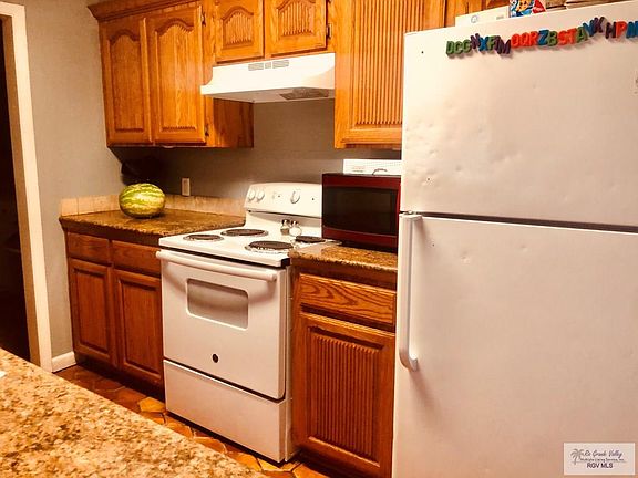 4th image of 55 Cheryl Ln
