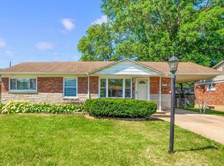4454 Mohegan Dr, Saint Louis, MO 63123