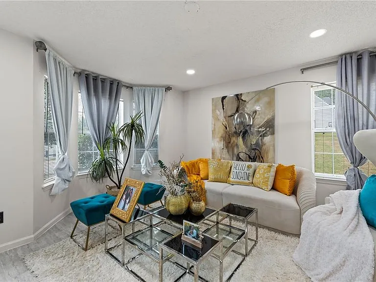 4155 Soaring Dr — Photo 4