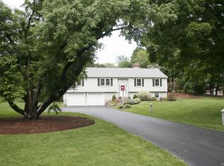 79 Dakin Rd, Sudbury, MA 01776