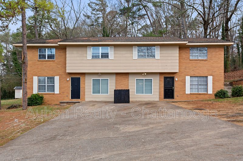 1st image of 7165 Holland Ln