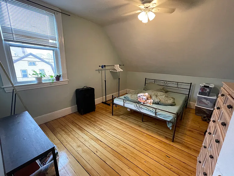 384 Hope St #3 — Photo 4