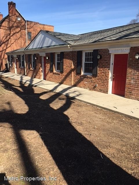 1st image of 3500 Grove Ave #14