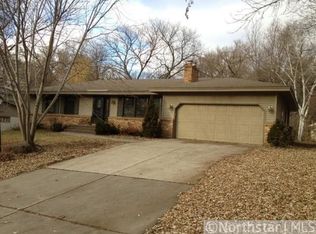 7048 Windgate Rd, Woodbury, MN 55125