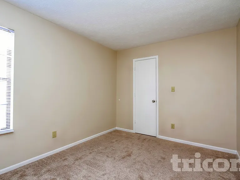 5926 Bowie Ln — Photo 12