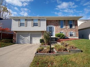 4615 Laurel View Dr, Cincinnati, OH 45244