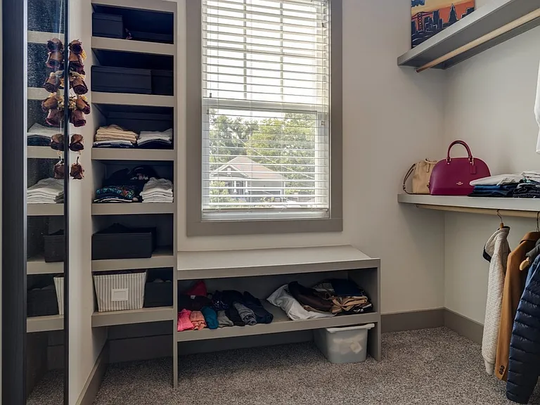 1813 Sherwood Ln — Photo 17