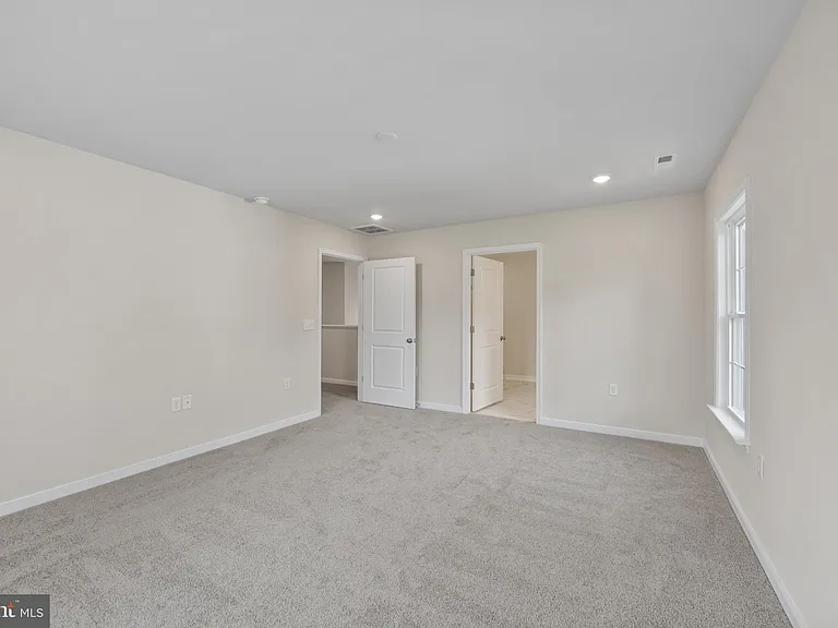 106 Mate Ct — Photo 25