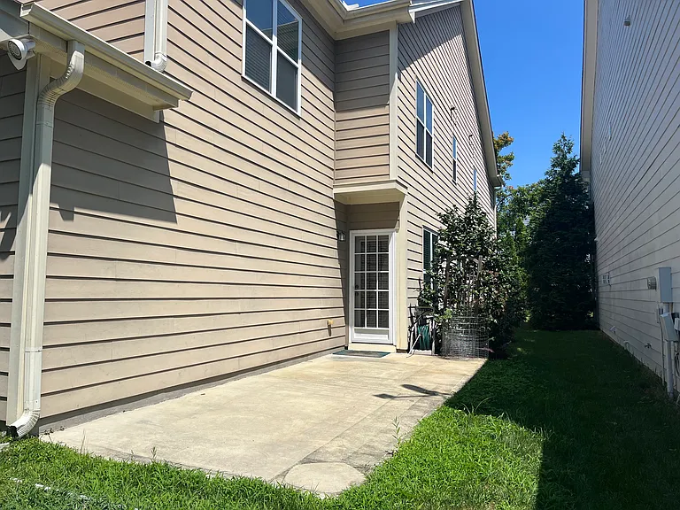 1109 Somers Dr — Photo 21