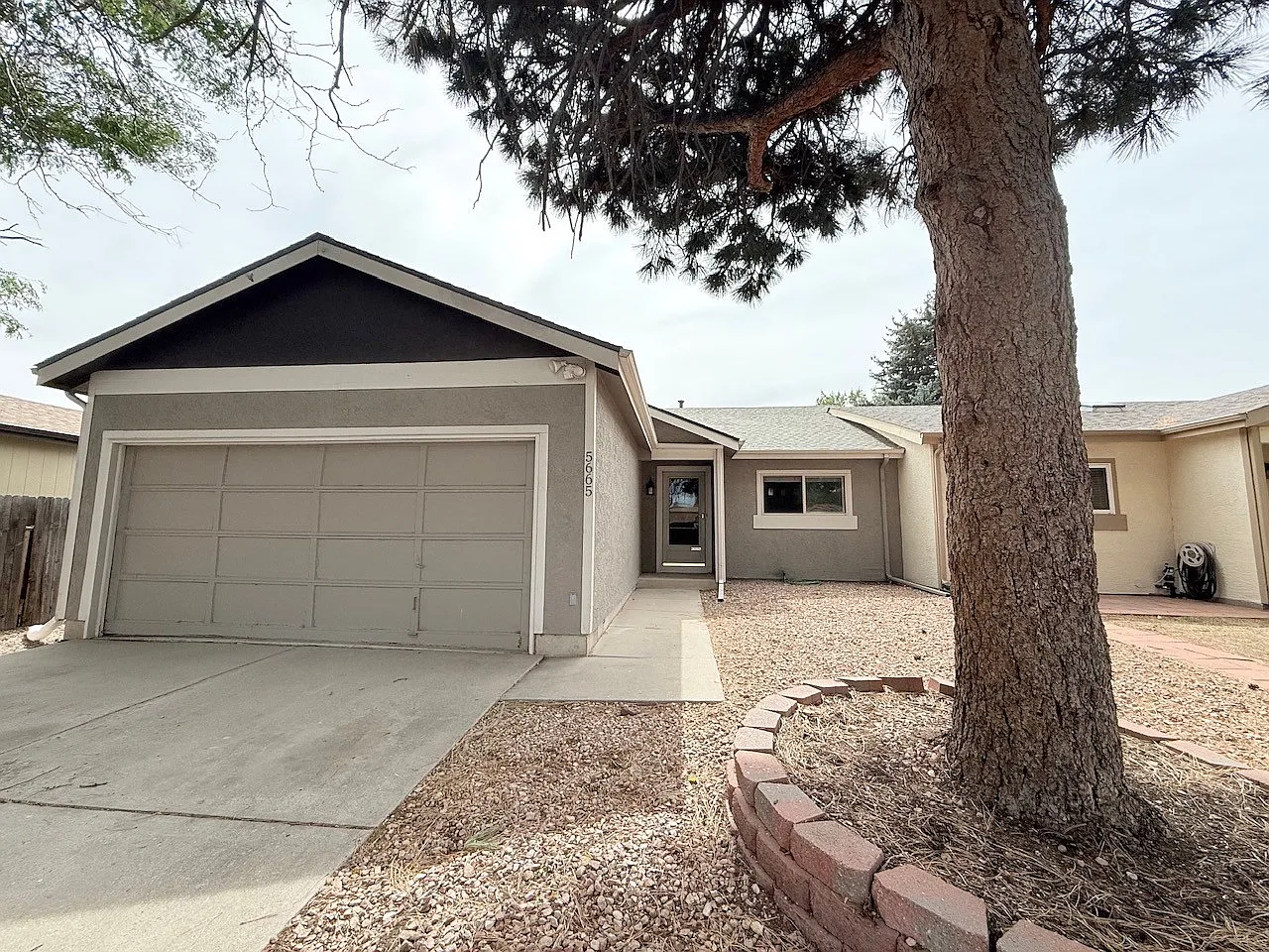 5665 S Buckskin Pass Dr — Photo 2