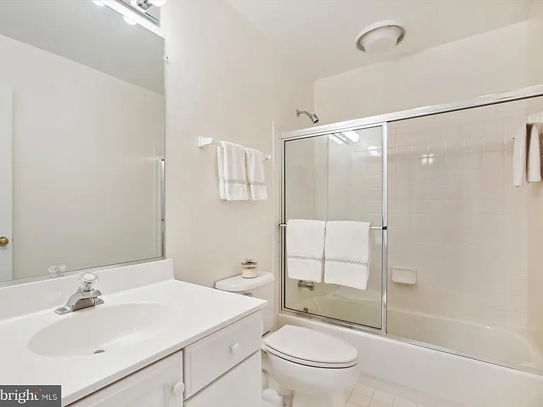 2071 Madrillon Rd — Photo 26