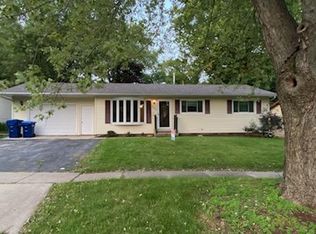 405 E Dresser Rd #405, Dekalb, IL 60115